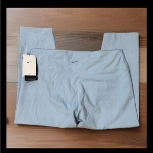Nike Womens Capri Leggings Light Blue XXL NWT